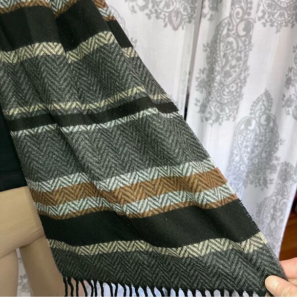 Cashmink V. Fraas Striped Chevron Fringe Scarf Made in Germany - Picture 2 of 4
